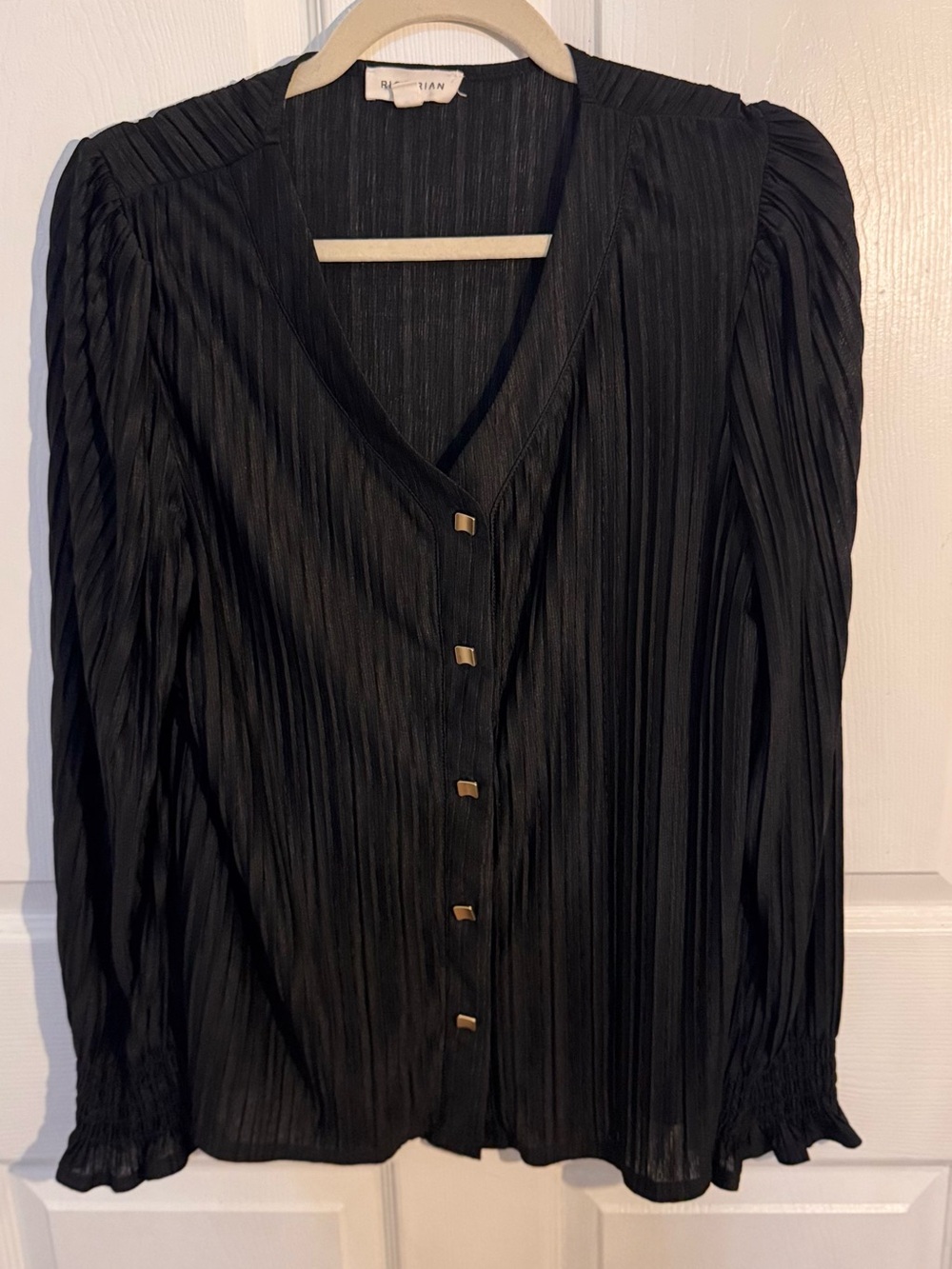 Ruffle Cuff Pleated Button-Down Shirt - Black
